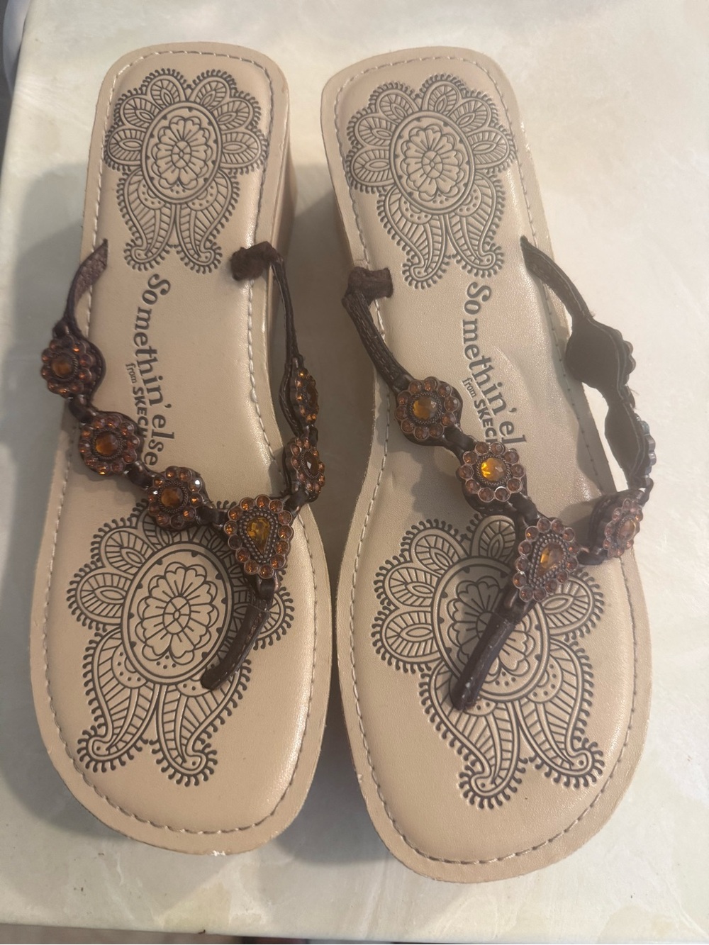 Lucky Brand Brown Jeweled Thong Sandals